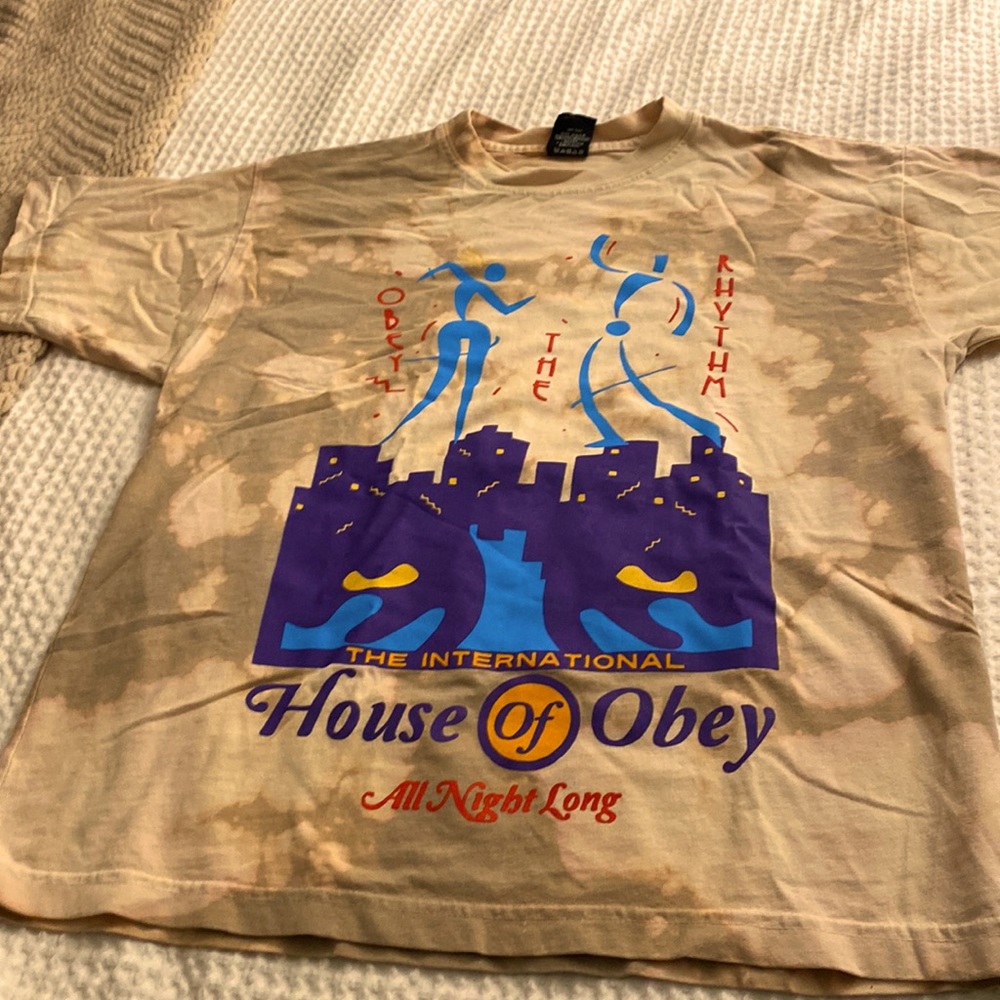 RARE OBEY tee shirt